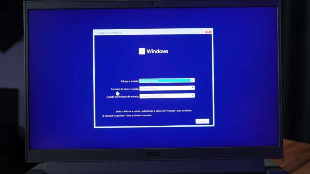 Para formatar PC ou Notebook Windows corretamente, teremos de reinstalar o sistema