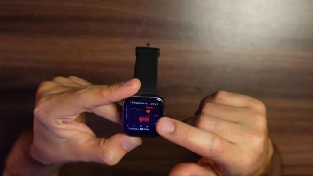Função de monitoramento cardíaco do smartwatch i2GO Track GO