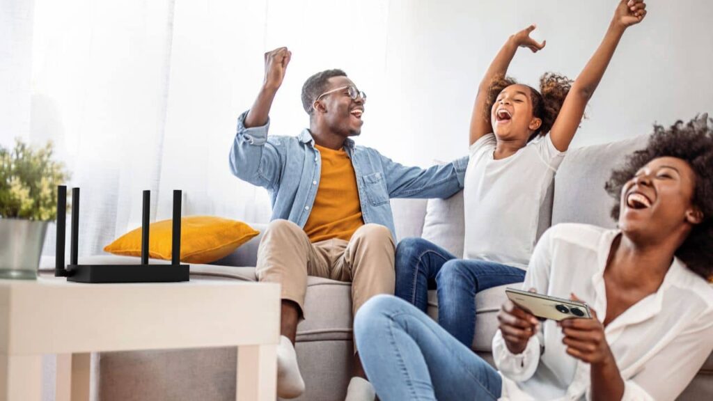 Com o gerenciamento inteligente do Huawei AX3S, toda a família vai poder desfrutar de conexões ultrarrápidas!