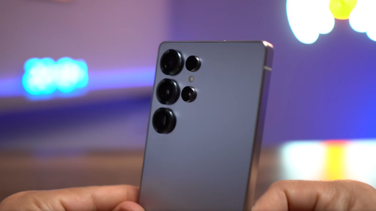 Testamos o Galaxy S25 Ultra, novo topo de linha Wi-Fi 7 da Samsung. Será que vale a pena? Vamos descobrir!