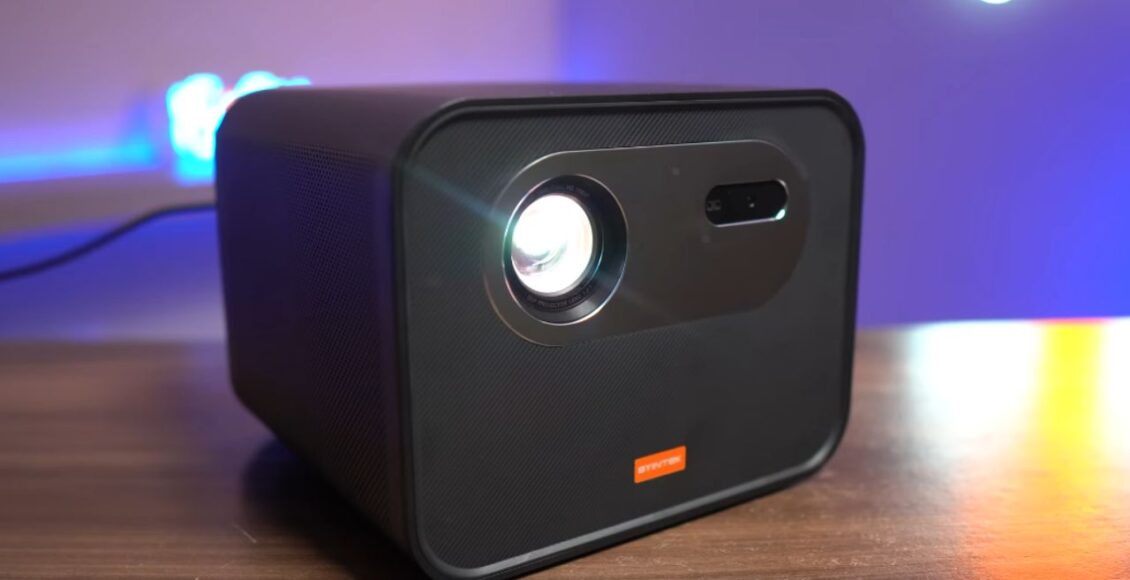 O Byintek R90 Max é um projetor que vai te surpreender!